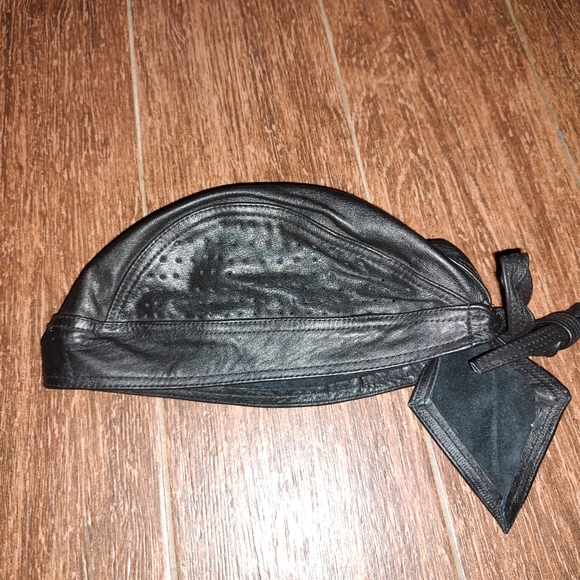 Real Leather Biker Skull Cap - Picture 8 of 8